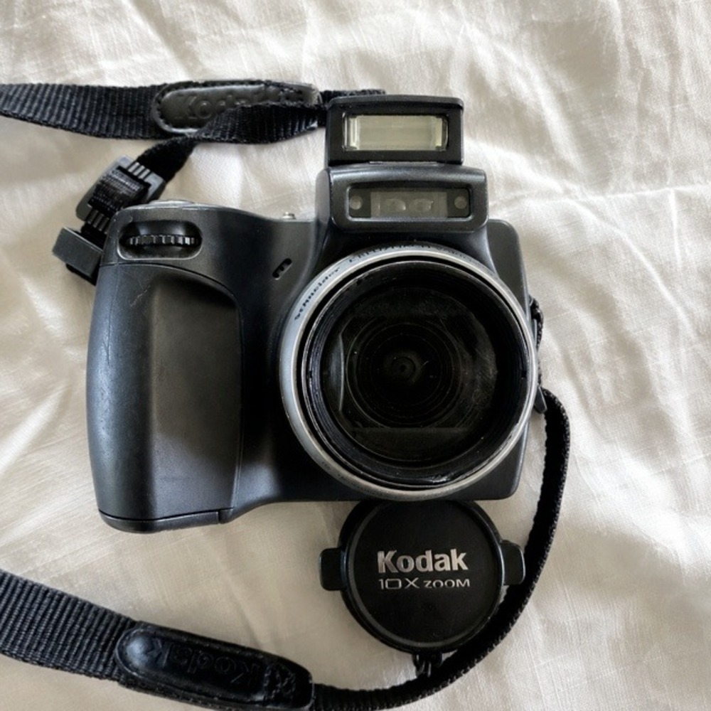 Kodak EasyShare DX6490 4MP Digital Camera Tested Works 10X Zoom Strap Lens Cap